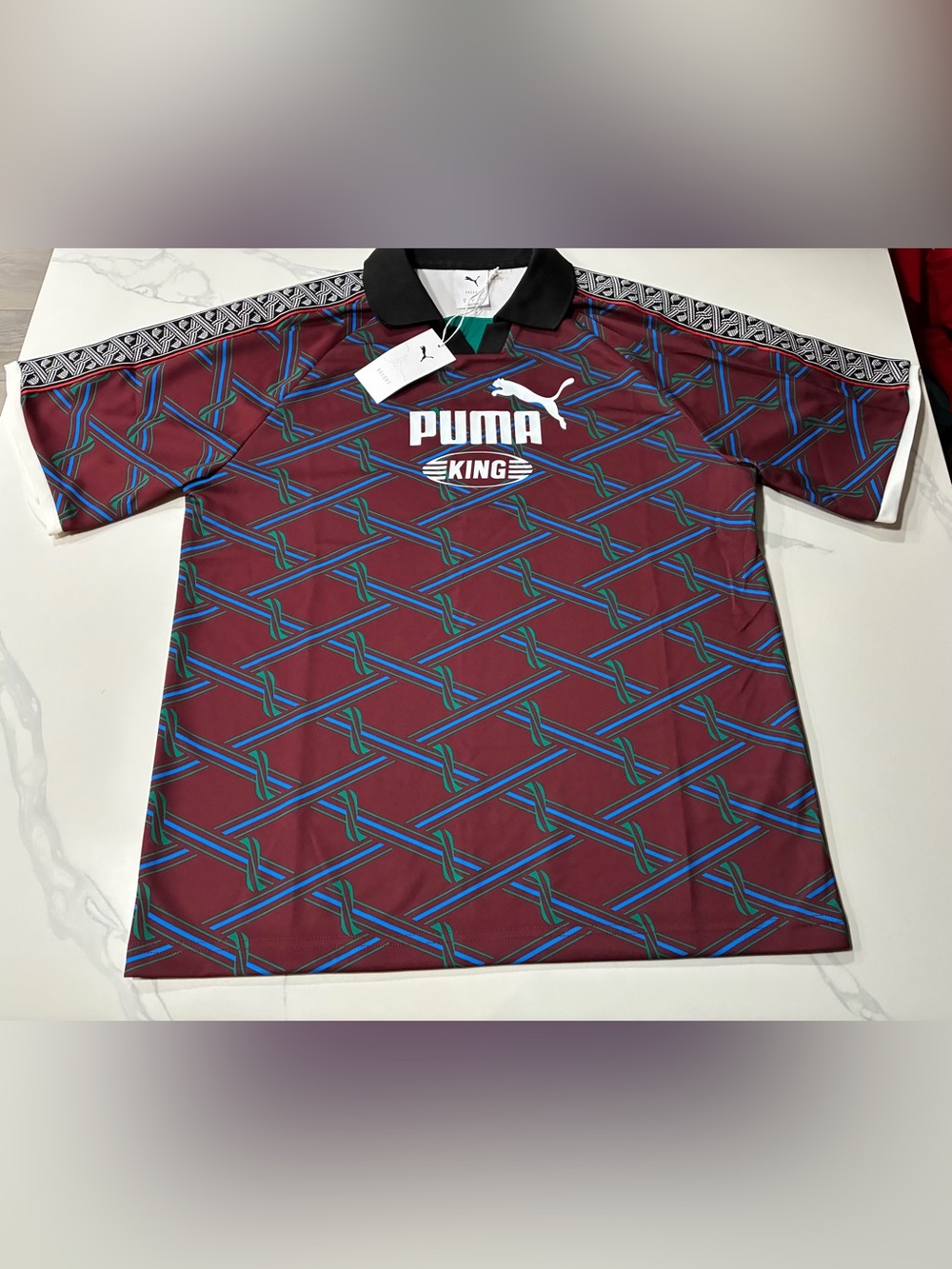 Puma King Select Men’s Jersey (Small) Retails For $85